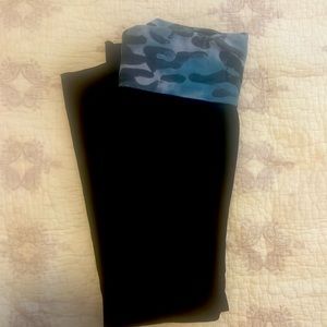 Omgirl Black Leggings, size medium (runs small)